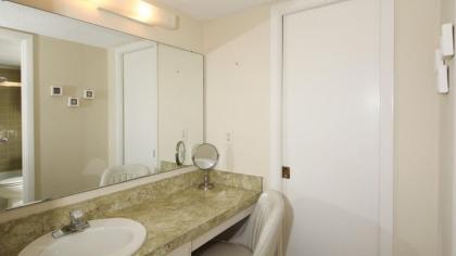 Perfect 2 Bedroom Apartment on The Anchorage Siesta Key Apartment 1014 - image 11