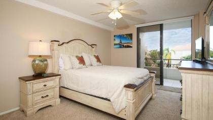 Perfect 3 Bedroom Apartment on The Anchorage Siesta Key Apartment 1010 - image 16