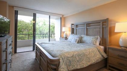 Perfect 3 Bedroom Apartment on The Anchorage Siesta Key Apartment 1010 - image 3