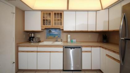 Perfect 3 Bedroom Apartment on The Anchorage Siesta Key Apartment 1010 - image 9