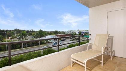 Rent the Perfect 2 Bedroom Apartment on The Anchorage Siesta Key Apartment 1016 - image 16