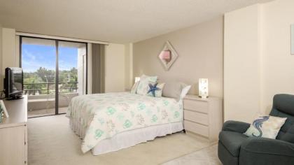 Rent the Perfect 2 Bedroom Apartment on The Anchorage Siesta Key Apartment 1016 - image 2