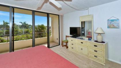 Rent this Luxury 5 Star Apartment on The Anchorage Siesta Key Apartment 1008 - image 15