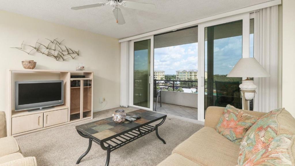 Beautiful Apartment with first class amenities on The Anchorage Siesta Key Apartment 1019 - image 2