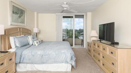 Beautiful Apartment with first class amenities on The Anchorage Siesta Key Apartment 1019 - image 3