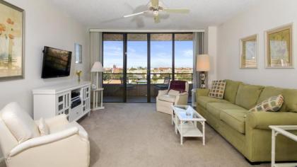 Luxury 5 Star Apartment on The Anchorage Siesta Key Apartment 1018 - image 4