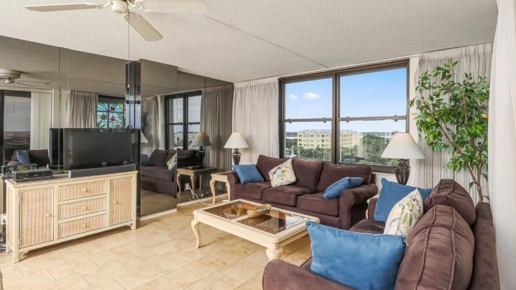 Luxury Private Apartment on The Anchorage Siesta Key Apartment 1028 - image 6