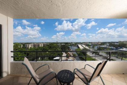 Perfect 2 Bedroom Apartment on The Anchorage Siesta Key Apartment 1025 - image 12