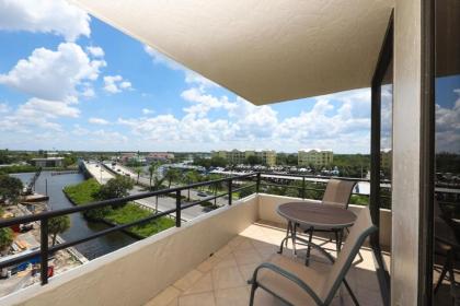 Perfect 2 Bedroom Apartment on The Anchorage Siesta Key Apartment 1025 - image 3