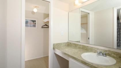 Rent the Perfect 2 Bedroom Apartment on The Anchorage Siesta Key Apartment 1021 - image 14