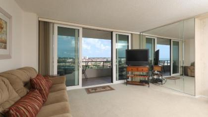 Rent the Perfect 2 Bedroom Apartment on The Anchorage Siesta Key Apartment 1031 - image 7