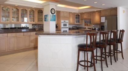 Rent the Perfect 3 Bedroom Apartment on The Anchorage Siesta Key Apartment 1022 - image 11