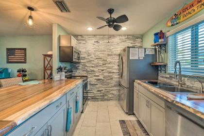 Beachfront Paradise in Heart of Siesta Key! - image 13