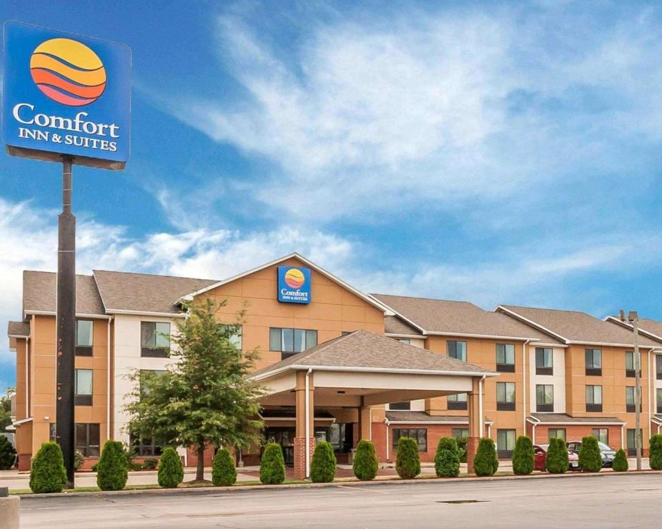 Comfort Inn & Suites Sikeston I-55 - main image