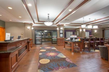 Hampton Inn Siloam Springs - image 10