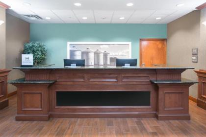 Hampton Inn Siloam Springs - image 14