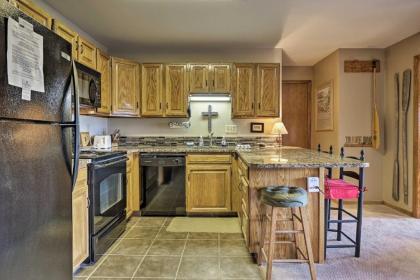 Updated Condo with Views and Spa - 10 Mi to Keystone! - image 3