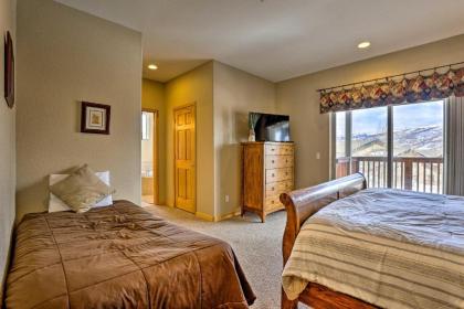 Spacious Family Condo with Mtn Views 11 Mi to Ski! - image 10