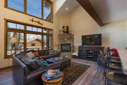 Cascade Village - Townhome 2B - image 6