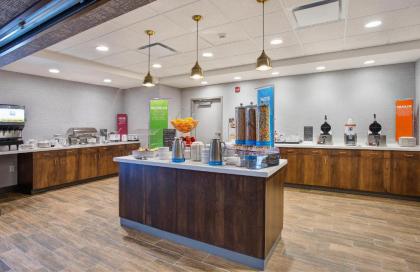 Hampton Inn Simpsonville - image 14