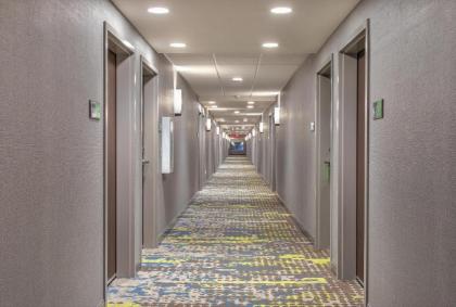 Hampton Inn Simpsonville - image 7