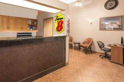 Super 8 by Wyndham Sioux City/Morningside Area - image 12