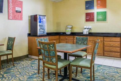 Comfort Inn Sioux City South - image 10