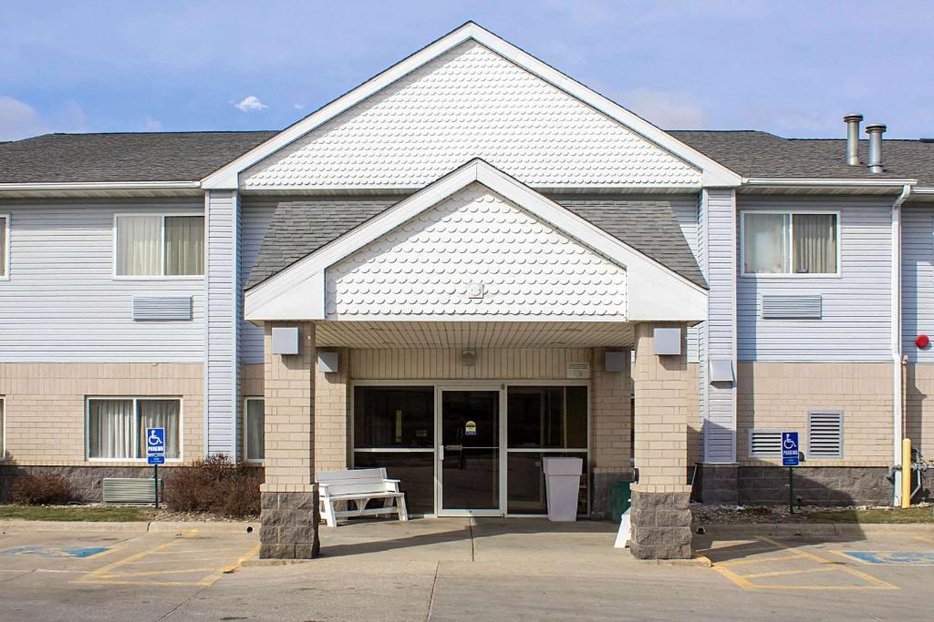 Quality Inn & Suites Sioux City - main image