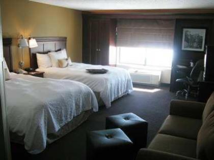 Hampton Inn Sioux Falls - image 5