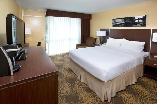 Holiday Inn Sioux Falls-City Center an IHG Hotel - image 4