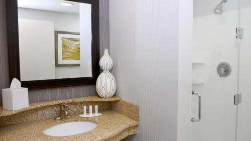 Courtyard By Marriott Sioux Falls - image 4