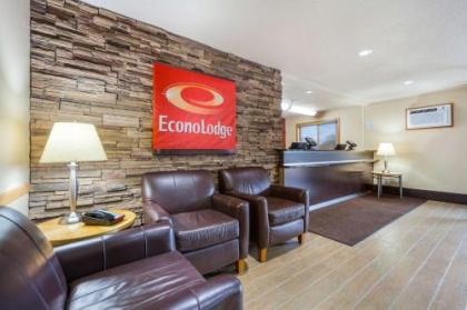 Econo Lodge Sioux Falls Empire Mall - image 4