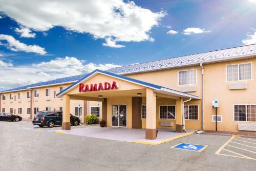 Ramada by Wyndham Sioux Falls - main image