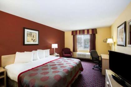 Ramada by Wyndham Sioux Falls - image 5