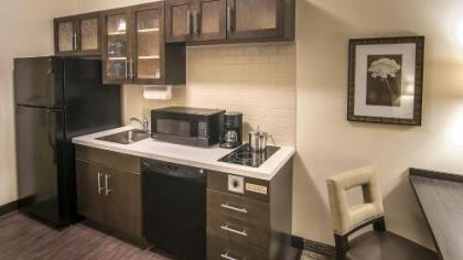 Candlewood Suites Sioux Falls an IHG Hotel - image 2