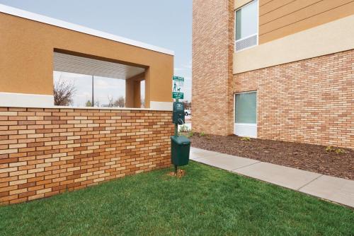 Home2 Suites by Hilton Sioux Falls Sanford Medical Center - image 2