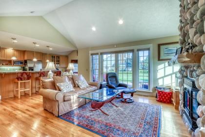 Classy Sisters Townhome - image 2