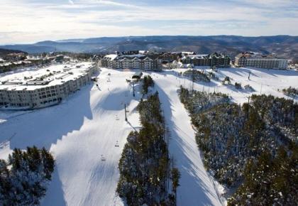 Inn at Snowshoe - image 8