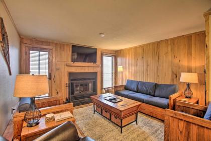 Slopeside Snowshoe Condo - Walk to Ski Lifts! - image 1