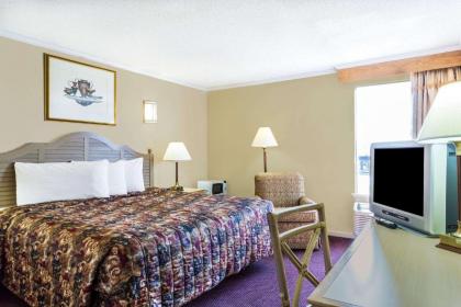 Days Inn by Wyndham Slidell - image 4