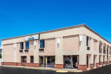 Days Inn by Wyndham Slidell - image 9