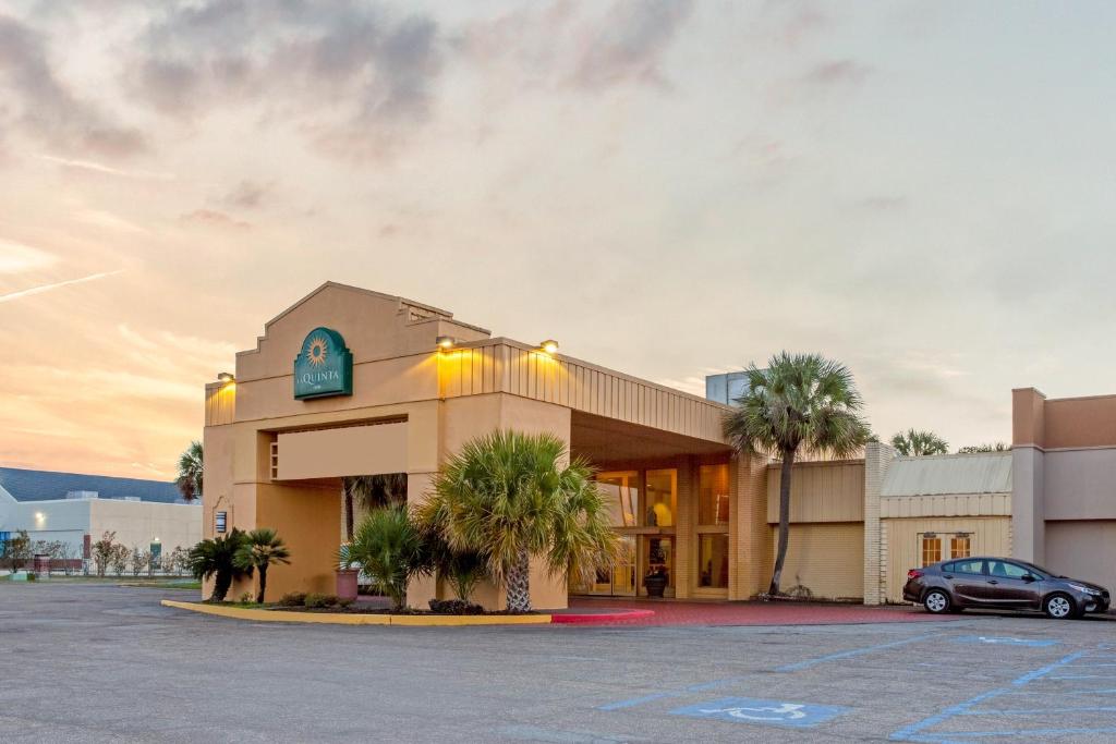 La Quinta Inn by Wyndham New Orleans Slidell - main image