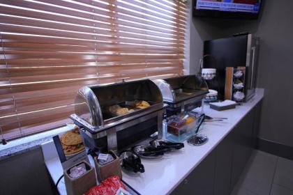 Best Western Plus Slidell Hotel - image 4