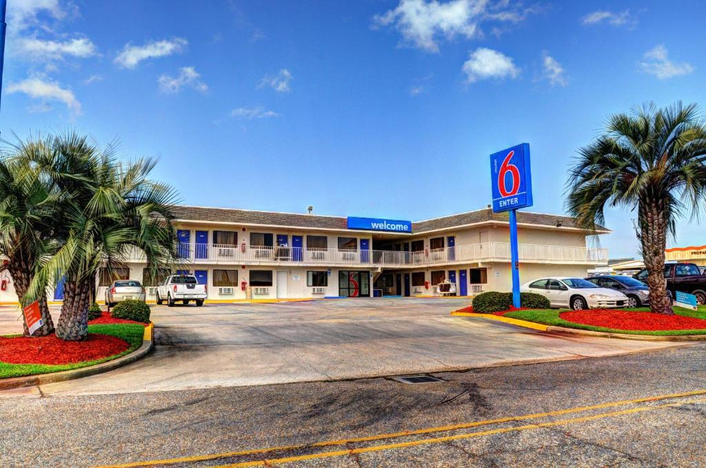 Motel 6-Slidell LA - New Orleans - main image