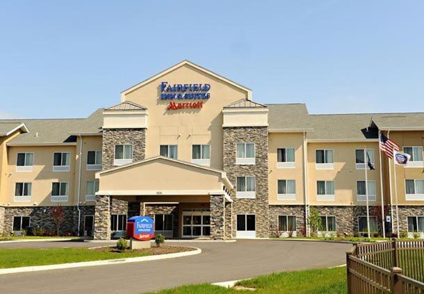 Fairfield Inn & Suites by Marriott Slippery Rock - image 2