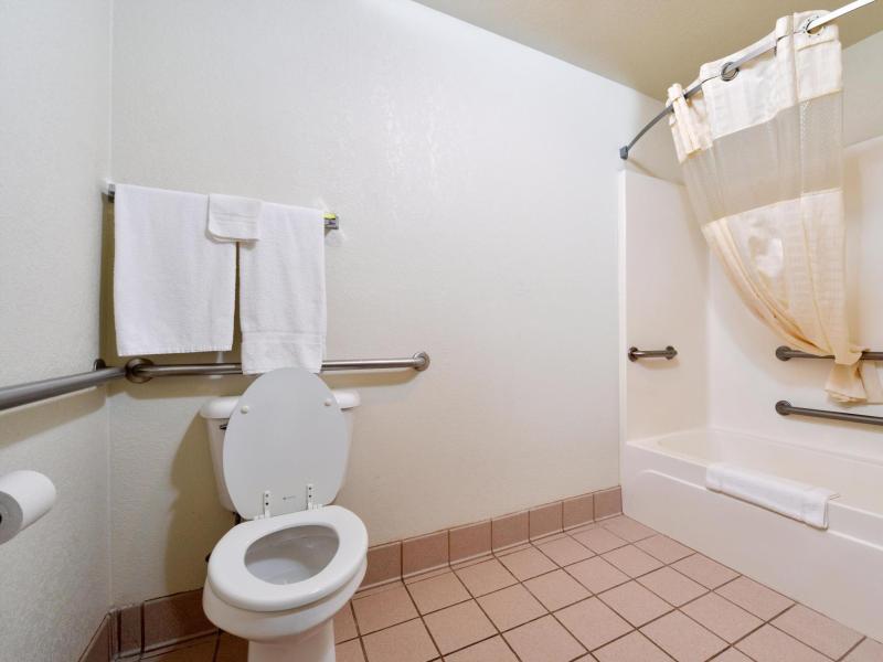 Americas Best Value Inn Smackover - image 5