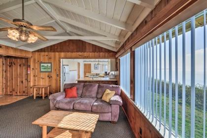 Rustic Coastal Smith River Cottage with Ocean Views! - image 10