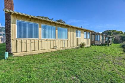 Rustic Coastal Smith River Cottage with Ocean Views! - image 15