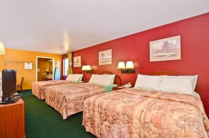 Pine Point Inn & Suites - image 2