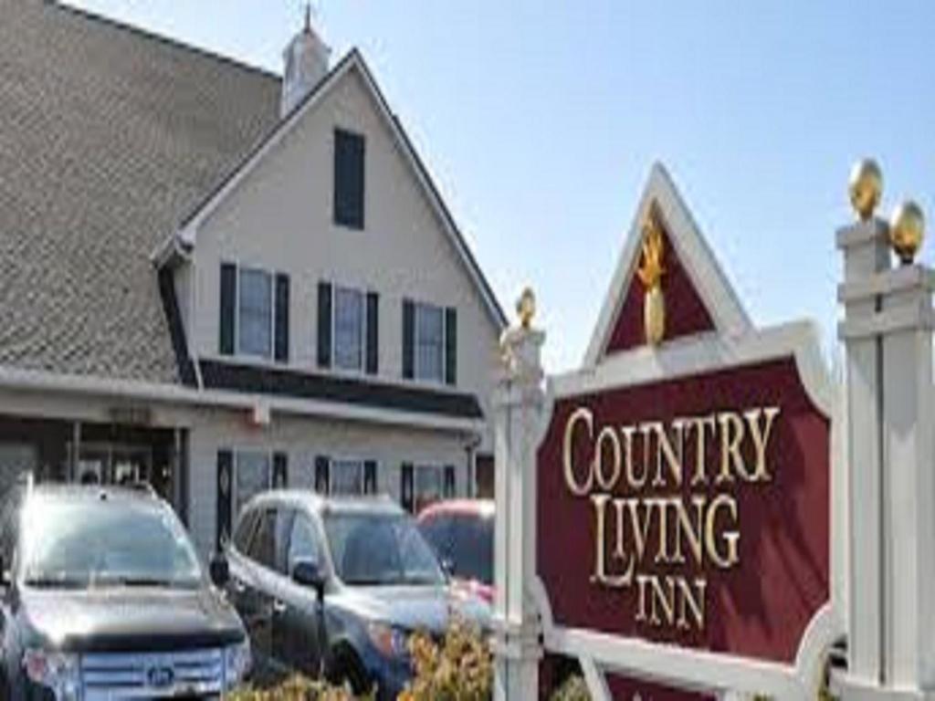 Country Living Inn - main image